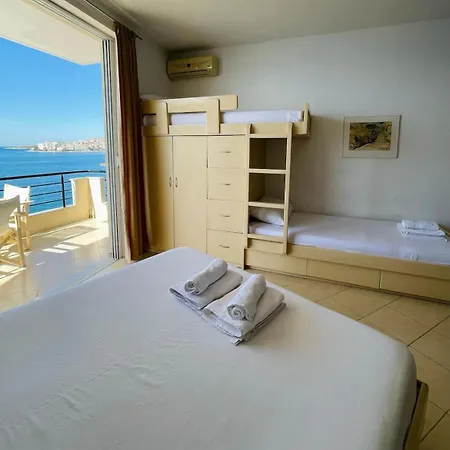 Apartament Beachfront Saranda