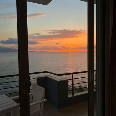 Beachfront * Sarandë