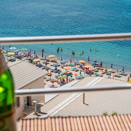 Beachfront * Durrës