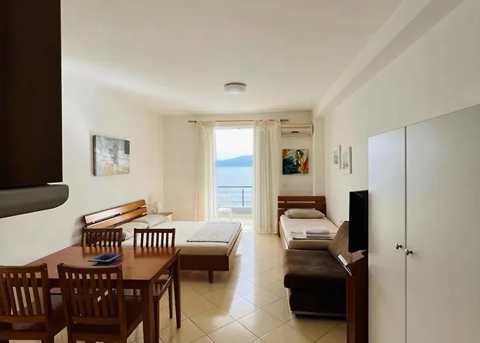 Beachfront * Саранда